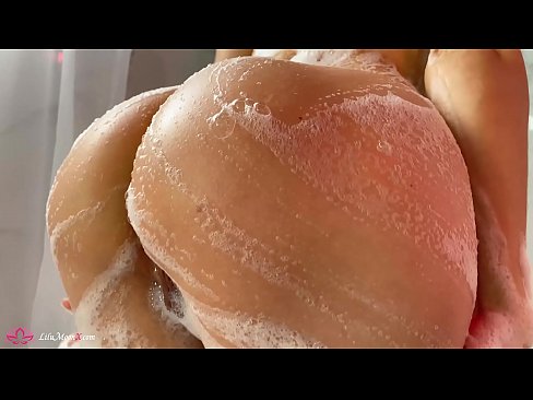 ❤️ Brunette Akuseweretsa maliseche ndi Vibrator mpaka Intense Orgasm mu Shower Zolaula pa ny.shufflesex.ru ☑